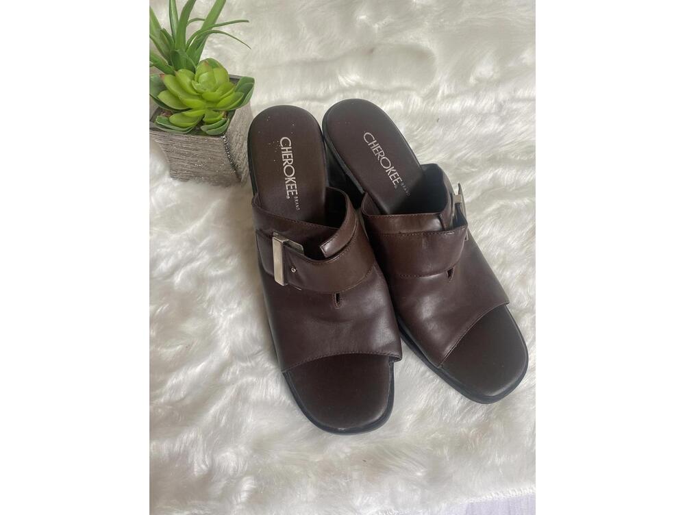 Cherokee Brown Leather Slide Sandals with Buckle Size 9